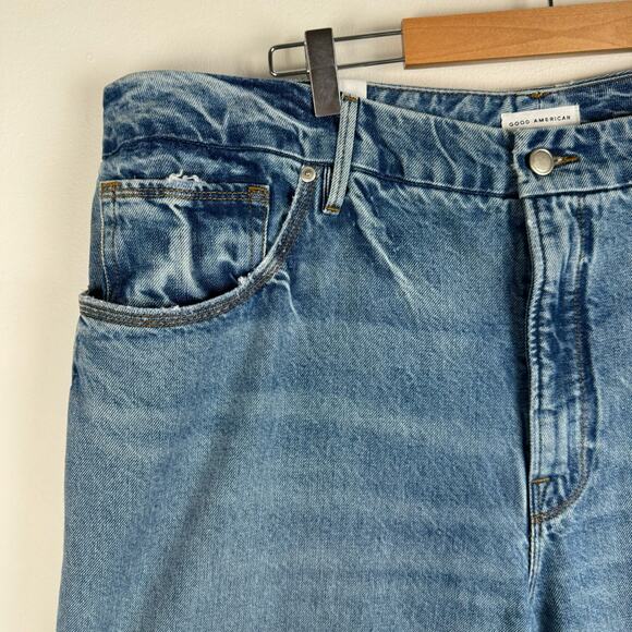 Good American Good 90s Split Back Hem Jeans Size 20 Plus NEW Indigo464 - Picture 10 of 14